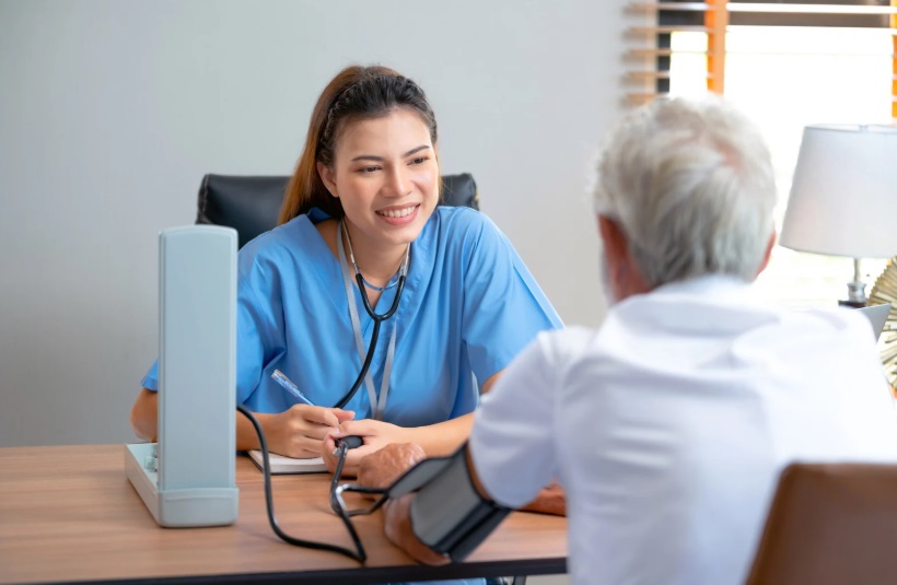 annual comprehensive health check, preventive health examination, medical checkup process, health screening clinic